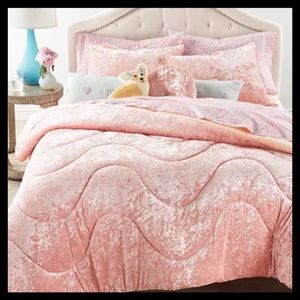 MARTHA STEWART Whim Velvet Wave 3-Pc. Full / Queen Comforter Set